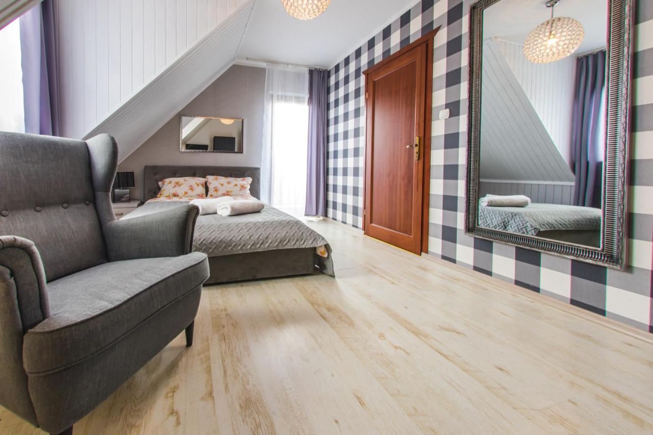 Gosciniec Pod Lipa Apartment Mikołajki Exterior foto